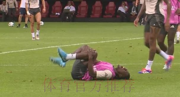 卡马文加谈伤情:膝盖有点疼 周三上午将接受检查 卡马文加谈伤情:膝盖有点疼 周三上午将接受检查