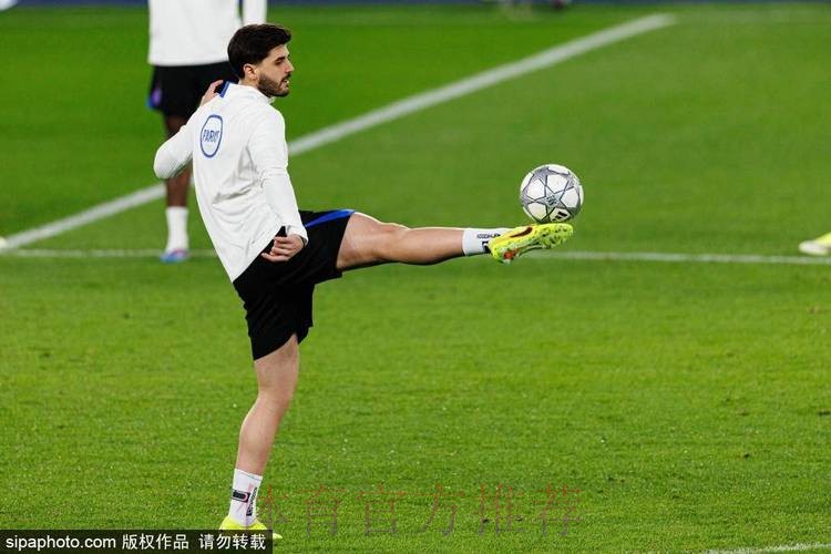 法媒:皇马也在关注本纳塞尔 将与其他豪门竞争